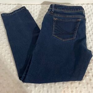 New
SIMPLY VERA VERA WANG New Jeans!